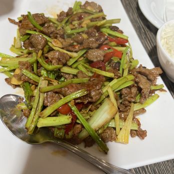 Sichuan Kitchen - beef and pepper stir fry - Chinese Near Me - Jacksonville, Florida Sichuan Kitchen - beef and pepper stir fry - Chinese Near Me - Jacksonville, Florida