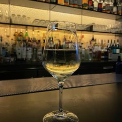 The Rockwell Place - Happy hour wine