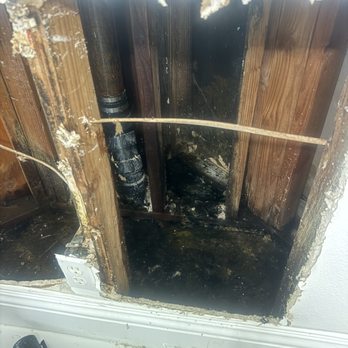 VQZ Plumbing - the waste damage as a result of the disconnected drain piple - Plumbing Near Me VQZ Plumbing - the waste damage as a result of the disconnected drain piple - Plumbing Near Me