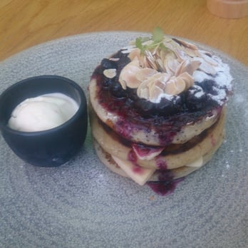 Cafe Brisbane - Blueberry Pancakes - Bars Near Me - Brisbane, QLD