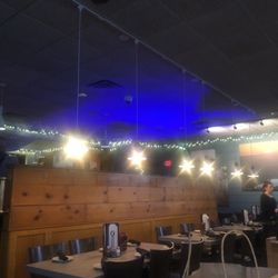 The Profile Tavern - They had beautiful lights up ! Fun and romantic