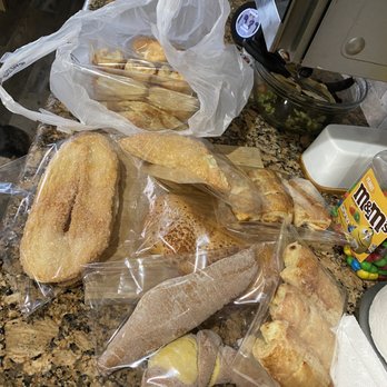 Anguiano’s Bakery - Anguilanos Bakery!! Mexican sweet bread! Bomb !! - Bakeries Near Me - Menifee, California