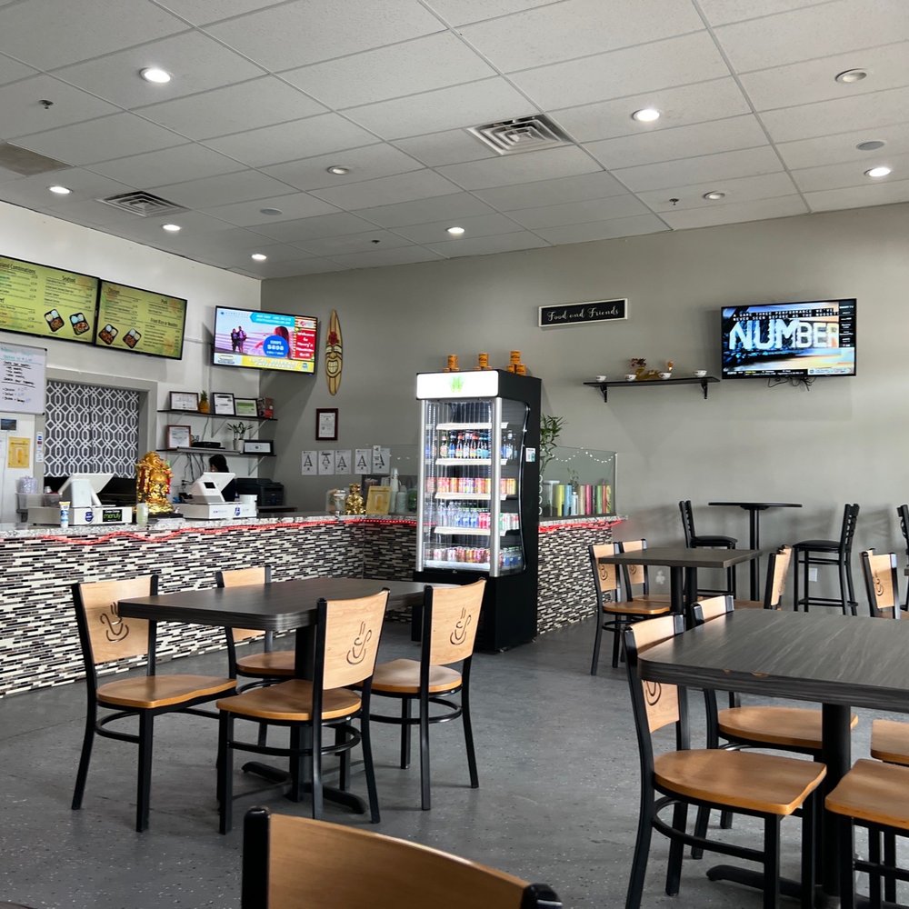 Henry’s Hawaiian Grill - Dining area - Hawaiian Near Me - Goodyear, Arizona Henry’s Hawaiian Grill - Dining area - Hawaiian Near Me - Goodyear, Arizona