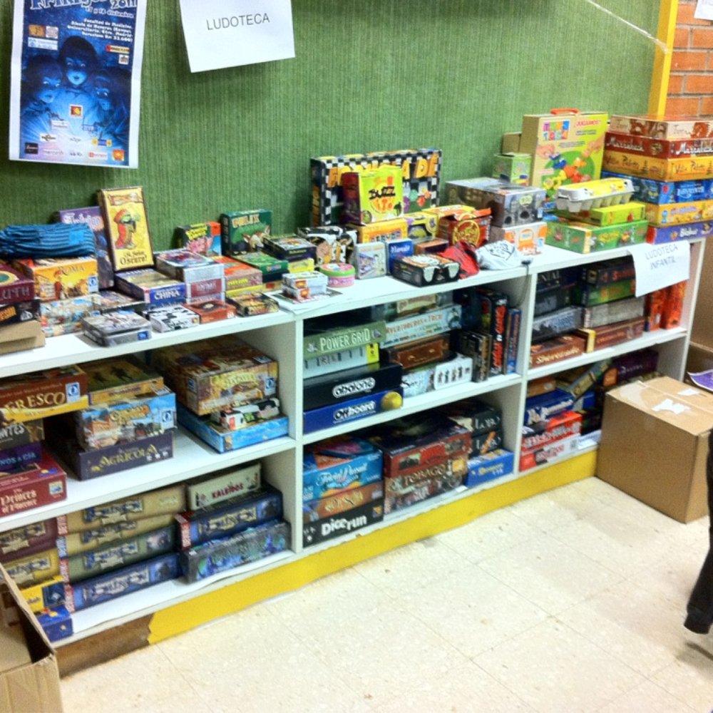 THE BEST 10 SOCIAL CLUBS near C. FELIPE SOLANO ANTELO 17, B, 19002  GUADALAJARA, SPAIN - Updated 2026 - Hours - Yelp