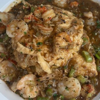 Cajun Queen - Crawfish Etouffée, Shrimp Creole, And Blackened Chicken - Cajun/Creole Near Me - Charlotte, North Carolina