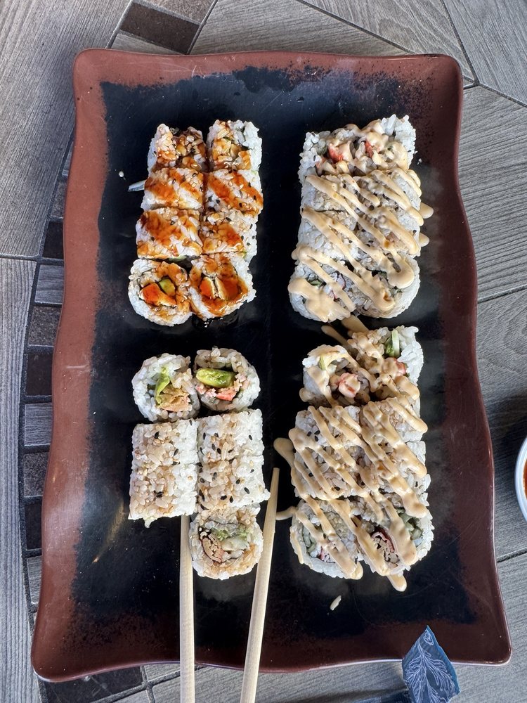 Sole' Sushi Bar and Grill Image