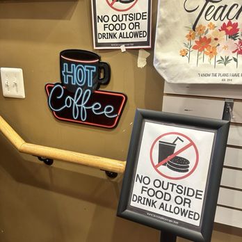 Cafe El Meson - Signage - Sandwiches Near Me - Chicago, Illinois Cafe El Meson - Signage - Sandwiches Near Me - Chicago, Illinois