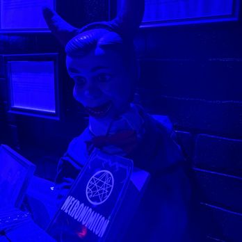 PROTEAN BOOKS & RECORDS - Updated January 2026 - 43 Photos & 31 Reviews