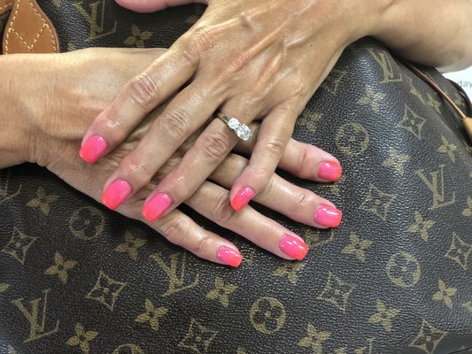 Relaxing Mani/ Pedicures - Relaxing Mani/ Pedicures Relaxing Mani/ Pedicures - Relaxing Mani/ Pedicures