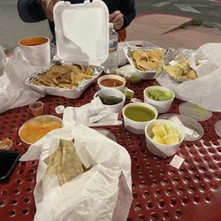 Los Victors Mexican Food - Los Victor's Super Burrito