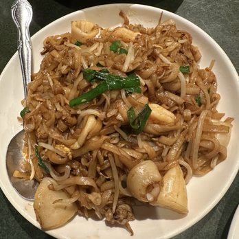 Banana Island - Chow Kueh Teow - Thai Near Me - Daly City, California