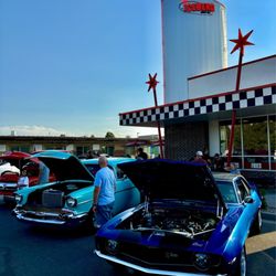Iceberg Drive Inn