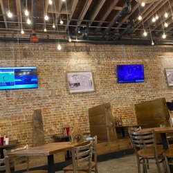 Our Mom's Restaurant & Bar - Dining area
