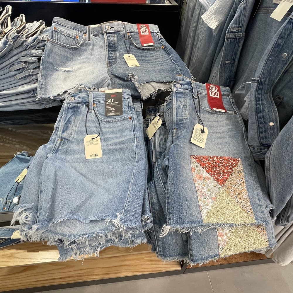 Levi's Store - shorts - Men's Clothing Near Me - Honolulu, Hawaii Levi's Store - shorts - Men's Clothing Near Me - Honolulu, Hawaii