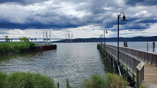 Hudson Farmer & The Fish Restaurant by null