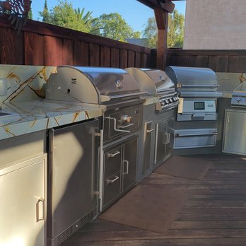MCA Remodeling - an outdoor kitchen - General Contractors Near Me - Hayward, California MCA Remodeling - an outdoor kitchen - General Contractors Near Me - Hayward, California