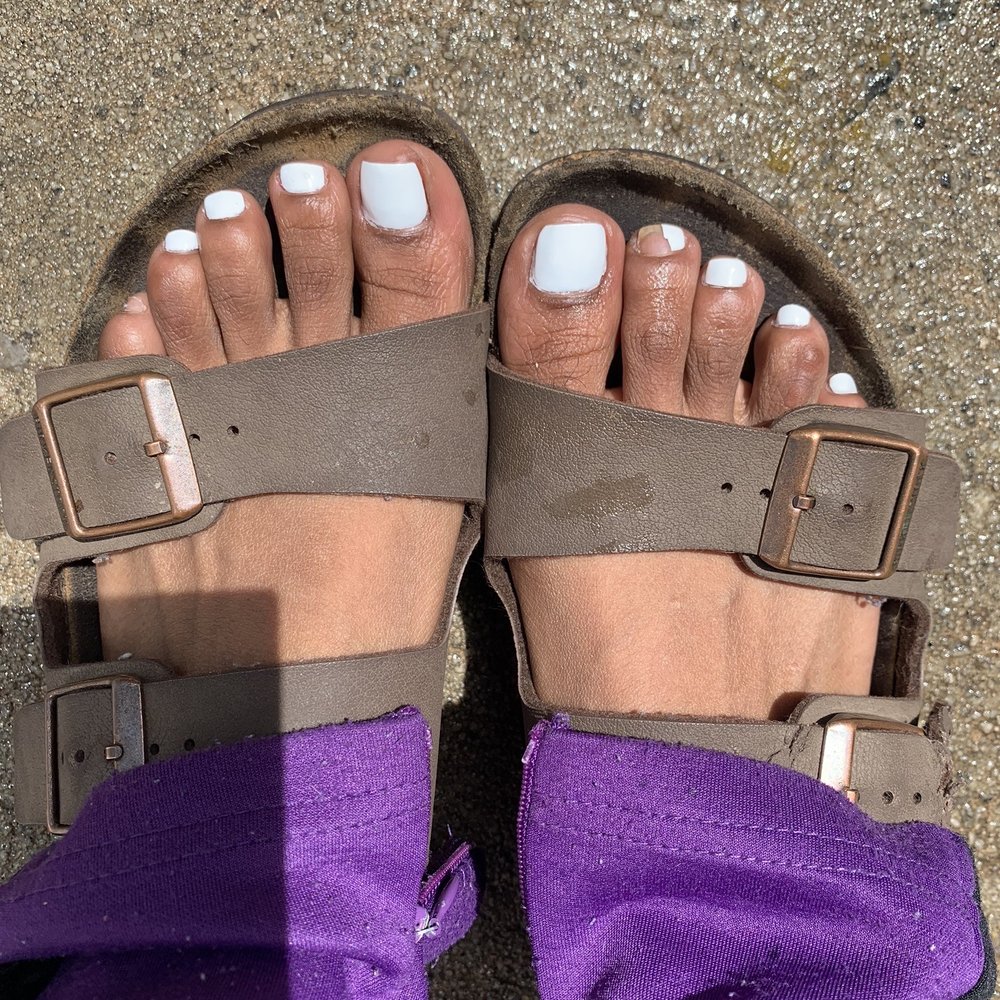 Chipped gel polish 2 hours after leaving salon. Chipped gel polish 2 hours after leaving salon.