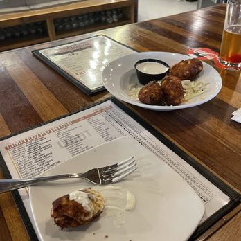 Iowa Taproom - Jalapeño poppers appetizer - American Near Me - Des Moines, Iowa Iowa Taproom - Jalapeño poppers appetizer - American Near Me - Des Moines, Iowa