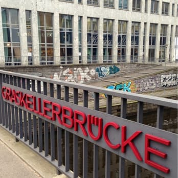 Graskellerbrücke - Local Flavor Near Me - Hamburg, HH