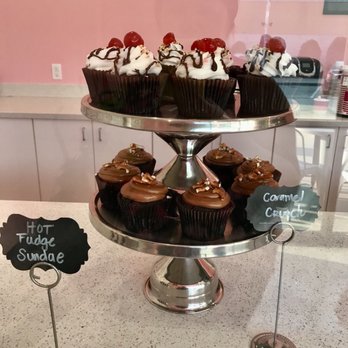 Smallcakes - Yum - Desserts Near Me - Pearland, Texas