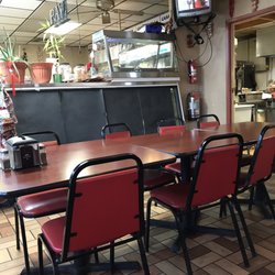 Casa Latina Carniceria y Taqueria - Limited seating inside