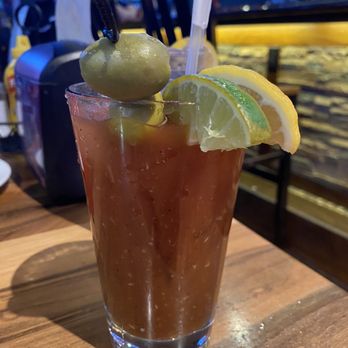 Slyman's Tavern - Independence - Bloody Mary spicy - Bars Near Me - Independence, Ohio