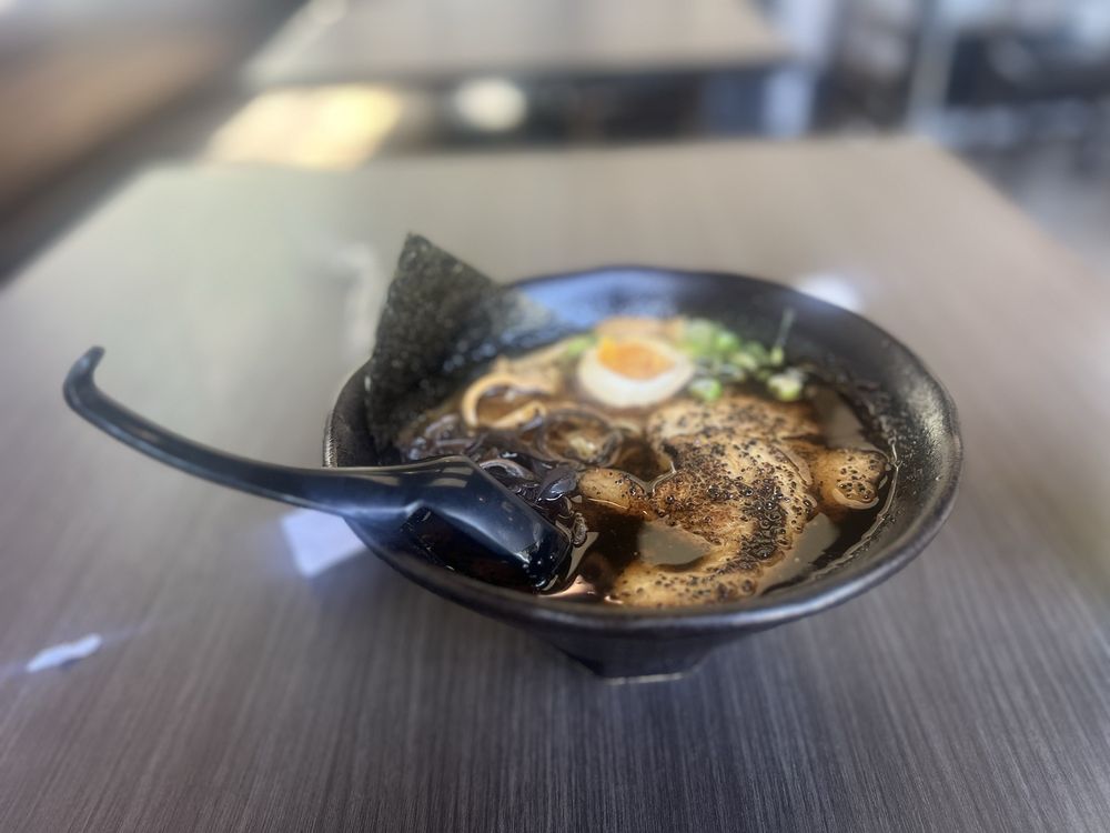 UMI Tea & Ramen 