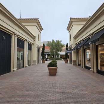 Great Maple - Fashion Island Location - New American Near Me - Newport Beach, California