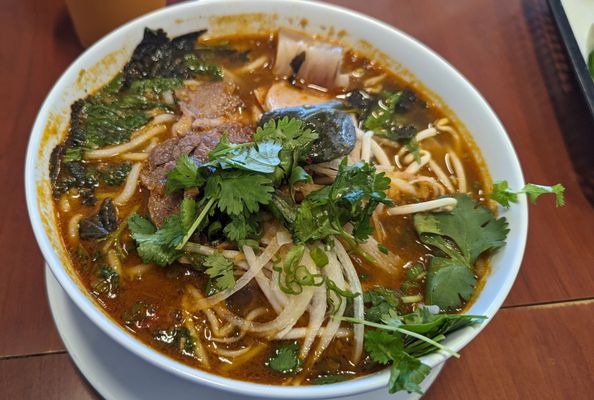 Pho Thanh Huong by null