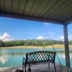 Pinnon Lake Cabins