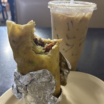 La Esquina Restaurant - Breakfast Burrito- Bacon & Sausage - Mexican Near Me - Los Angeles, California La Esquina Restaurant - Breakfast Burrito- Bacon & Sausage - Mexican Near Me - Los Angeles, California