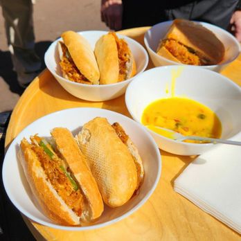 De Albert Cuypmarkt - Sammie. - Farmers Market Near Me - Amsterdam, New Hampshire De Albert Cuypmarkt - Sammie. - Farmers Market Near Me - Amsterdam, New Hampshire