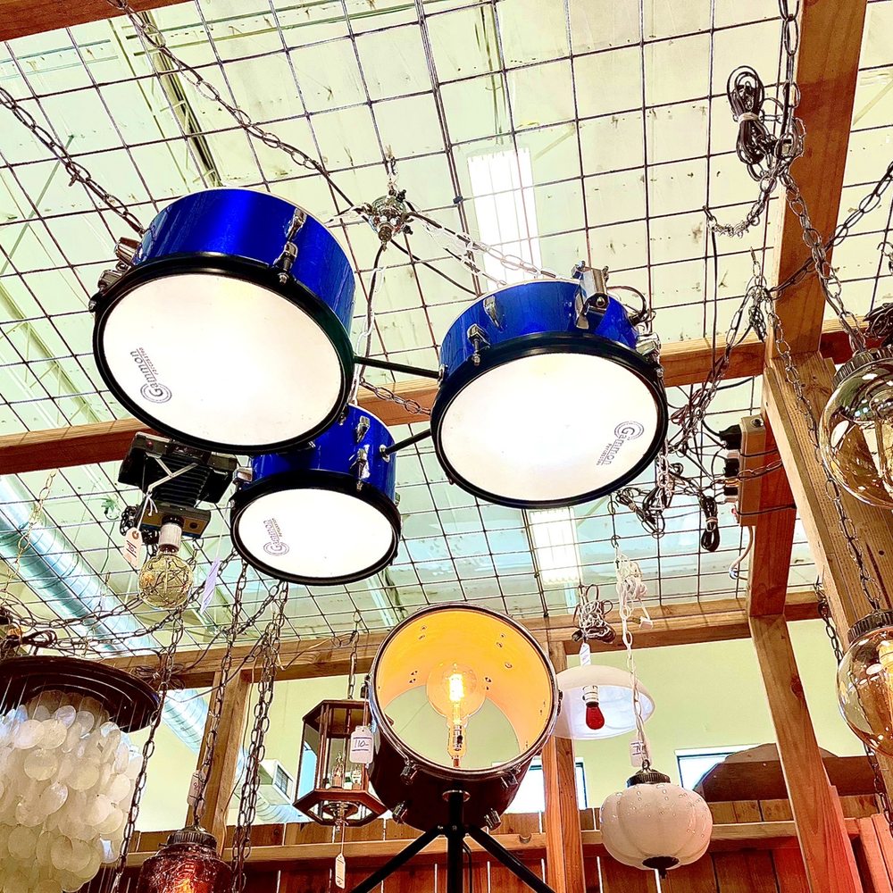 Curiosities Vintage Mall - amazing variety of offerings - Antiques Near Me - Tigard, Oregon