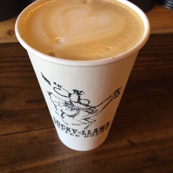 Lucky Llama Coffee - Vanilla latte - Acai Bowls Near Me - Carpinteria, California Lucky Llama Coffee - Vanilla latte - Acai Bowls Near Me - Carpinteria, California