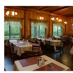 Kinniwabi Pines Restaurant - Photo