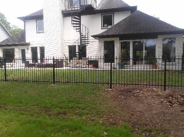 Slide of Universal Construction and Painting