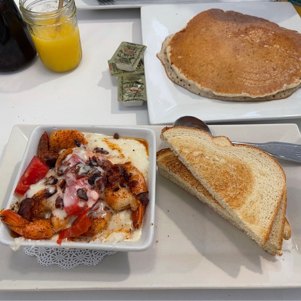 Lemon Tree - The Shrimp and Grits were amazing! - Breakfast & Brunch Near Me - Vero Beach, Florida Lemon Tree - The Shrimp and Grits were amazing! - Breakfast & Brunch Near Me - Vero Beach, Florida