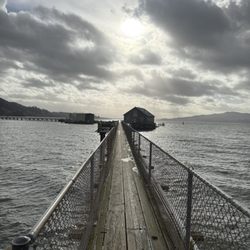 Pier's End