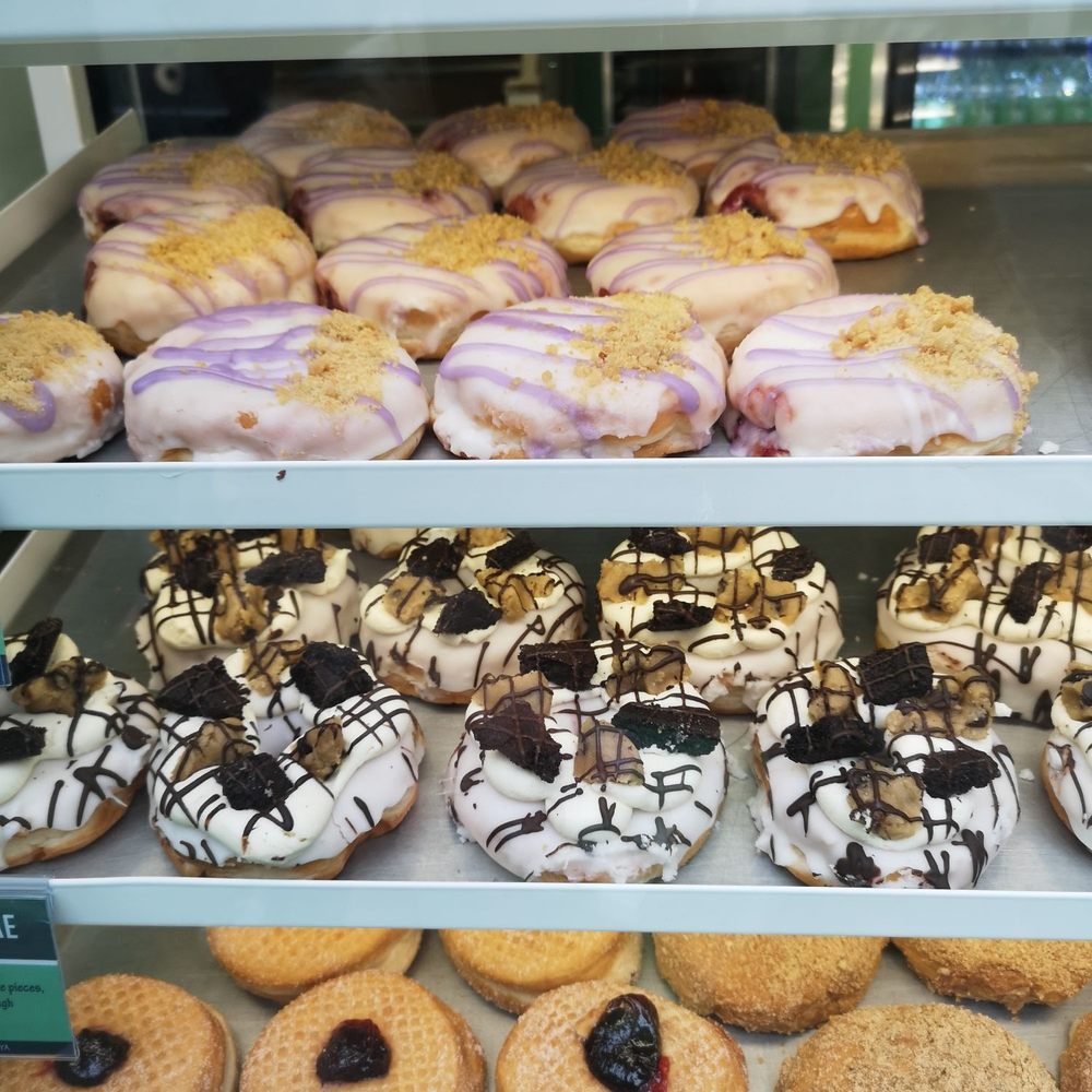 Doughnut Time - Some doughnuts on display - Donuts Near Me - London, XGL Doughnut Time - Some doughnuts on display - Donuts Near Me - London, XGL