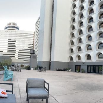 Renaissance Phoenix Downtown Hotel - Hotels Near Me - Phoenix, Arizona