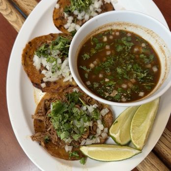 Momentos Cafe - Tacos de Birria Platter - Mexican Near Me - La Mesa, California