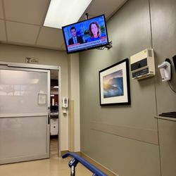Swedish Medical Center - Southwest ER - Inside Room 2