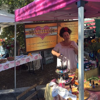 Ojai Farmers' Market - Fruits & Veggies Near Me - Ojai, California Ojai Farmers' Market - Fruits & Veggies Near Me - Ojai, California