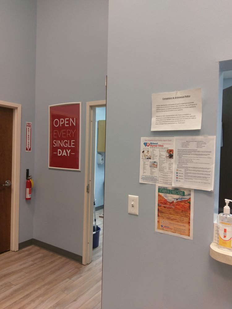 MIDWEST EXPRESS CLINIC 24 Photos & 64 Reviews Urgent Care 8135