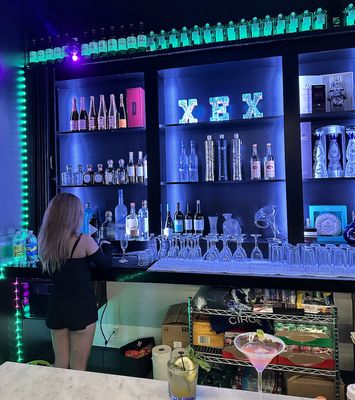 XeX by null