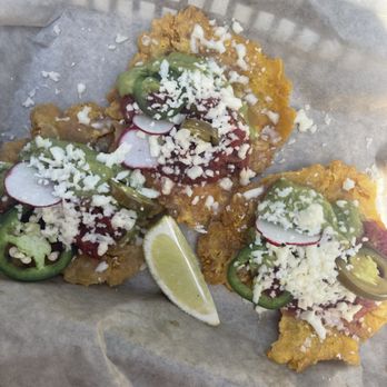 DoubleTree Resort by Hilton Hollywood Beach - tostones with guac, salsa jalopenos, radish and cotjia cheese! super flavorful and a nice kick - Hotels Near Me - Hollywood, Florida