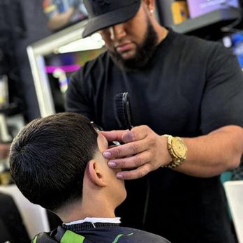 All Exclusive Barbershop - At A1 Barber Shop, we transform your style with precision and modern cuts. - Barbers Near Me - Orlando, Florida All Exclusive Barbershop - At A1 Barber Shop, we transform your style with precision and modern cuts. - Barbers Near Me - Orlando, Florida