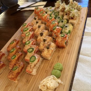 Green Leaf Cafe - Lolo platter - Sushi Bars Near Me - Burnaby, British Columbia