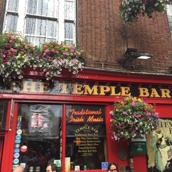 The Temple Bar - Pubs Near Me - Dublin, D