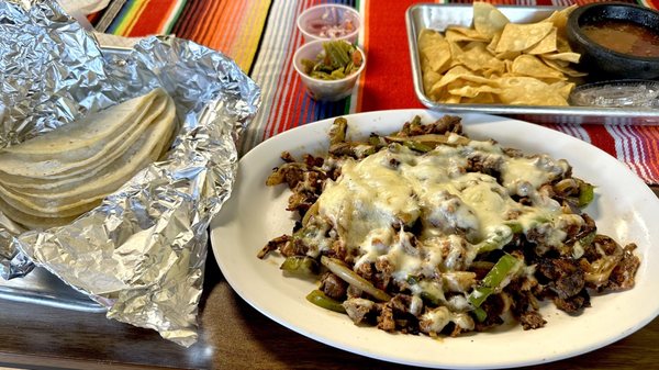 Los Alambres Taqueria by null